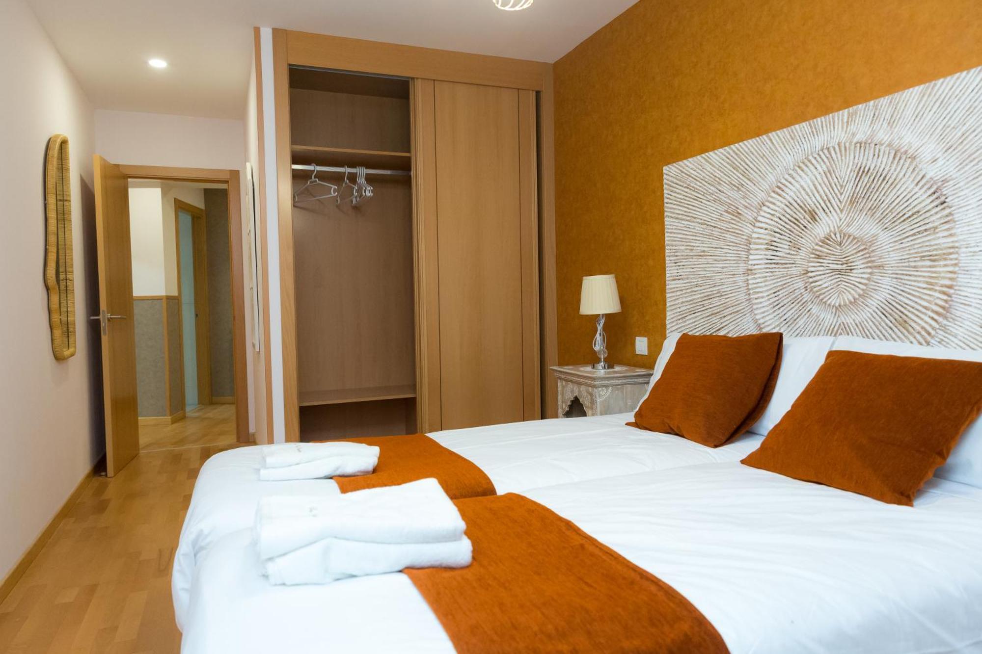 Apartamentos San Pedro Regalado Valladolid Extérieur photo