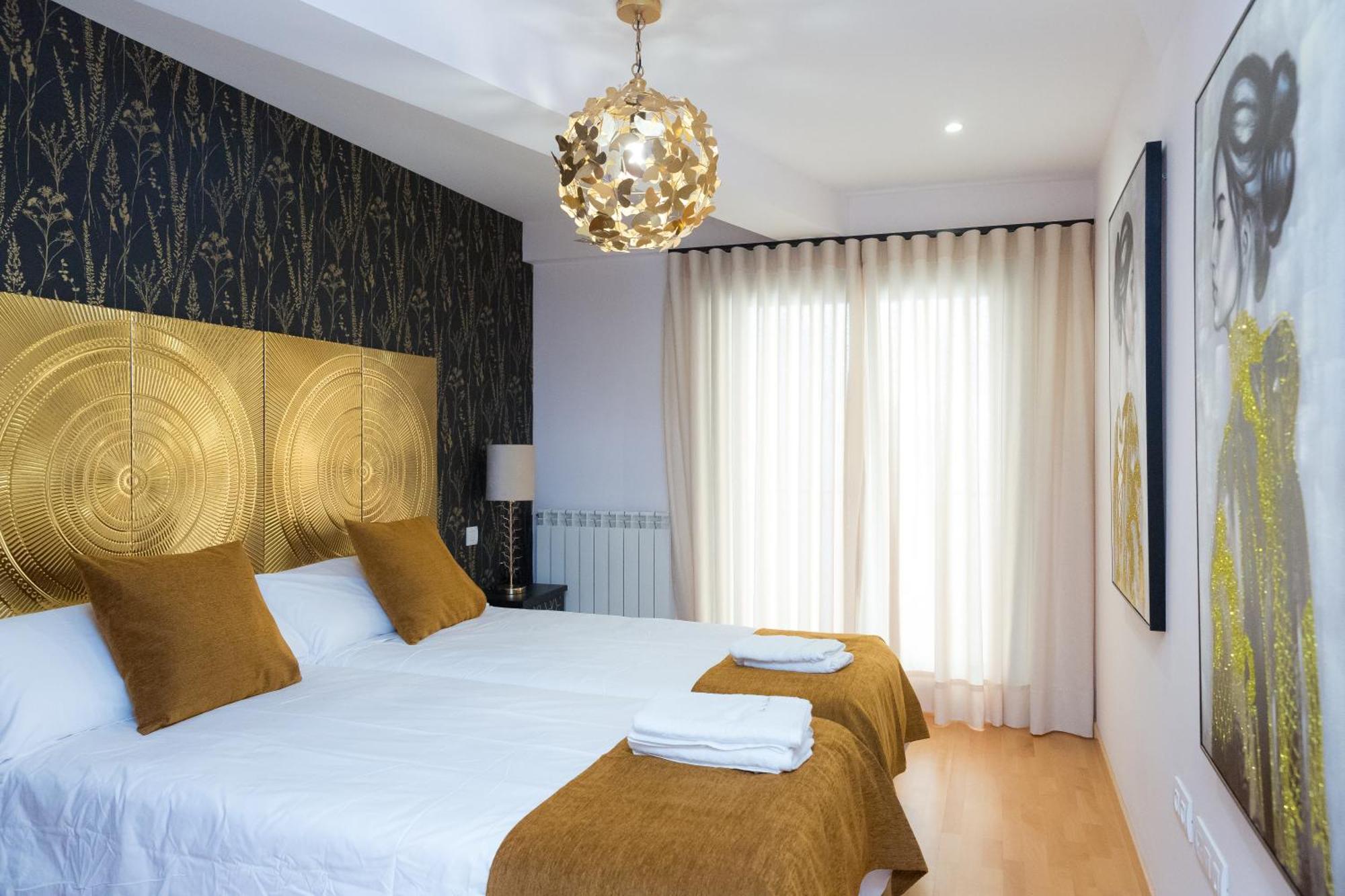 Apartamentos San Pedro Regalado Valladolid Extérieur photo