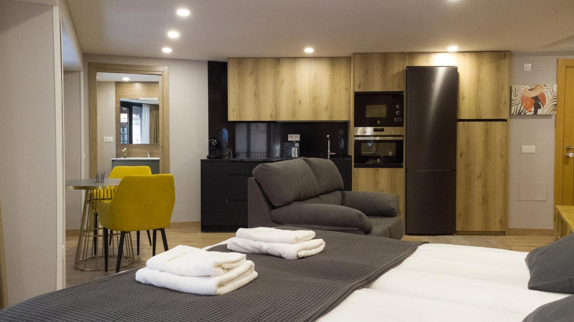 Apartamentos San Pedro Regalado Valladolid Extérieur photo