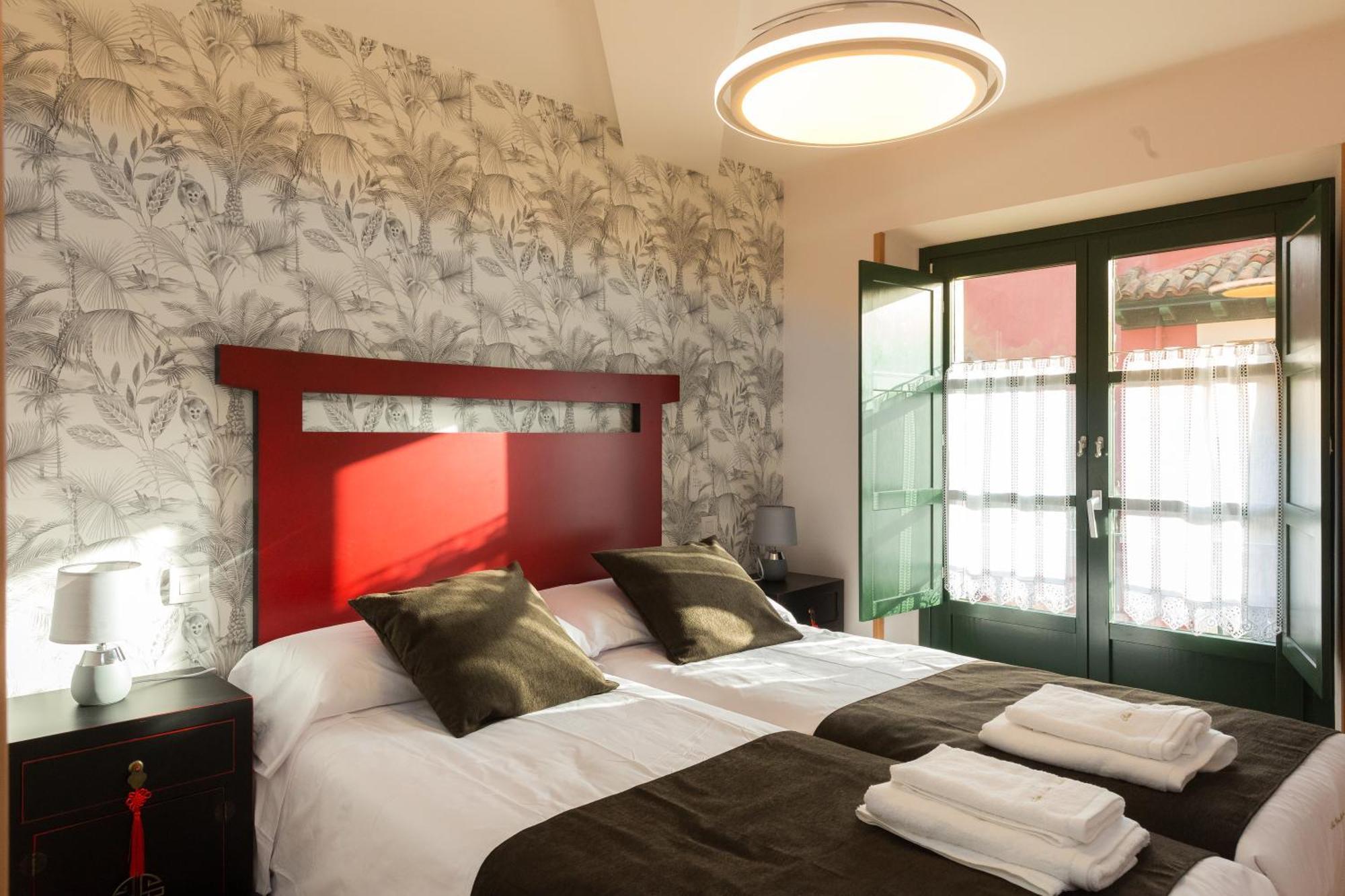 Apartamentos San Pedro Regalado Valladolid Extérieur photo